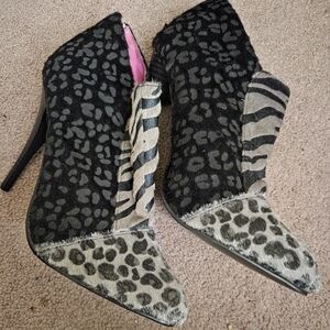 NEW Women's Mixed Animal Print Pointed-Toe Stiletto Booties Size 9